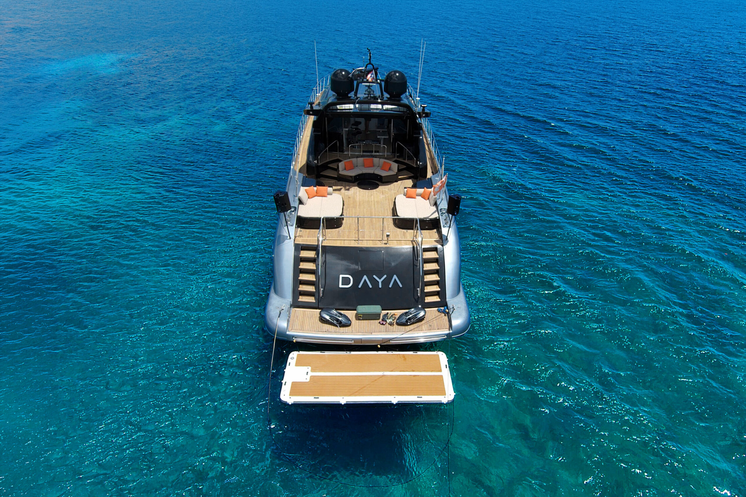 Mangusta 105 24
