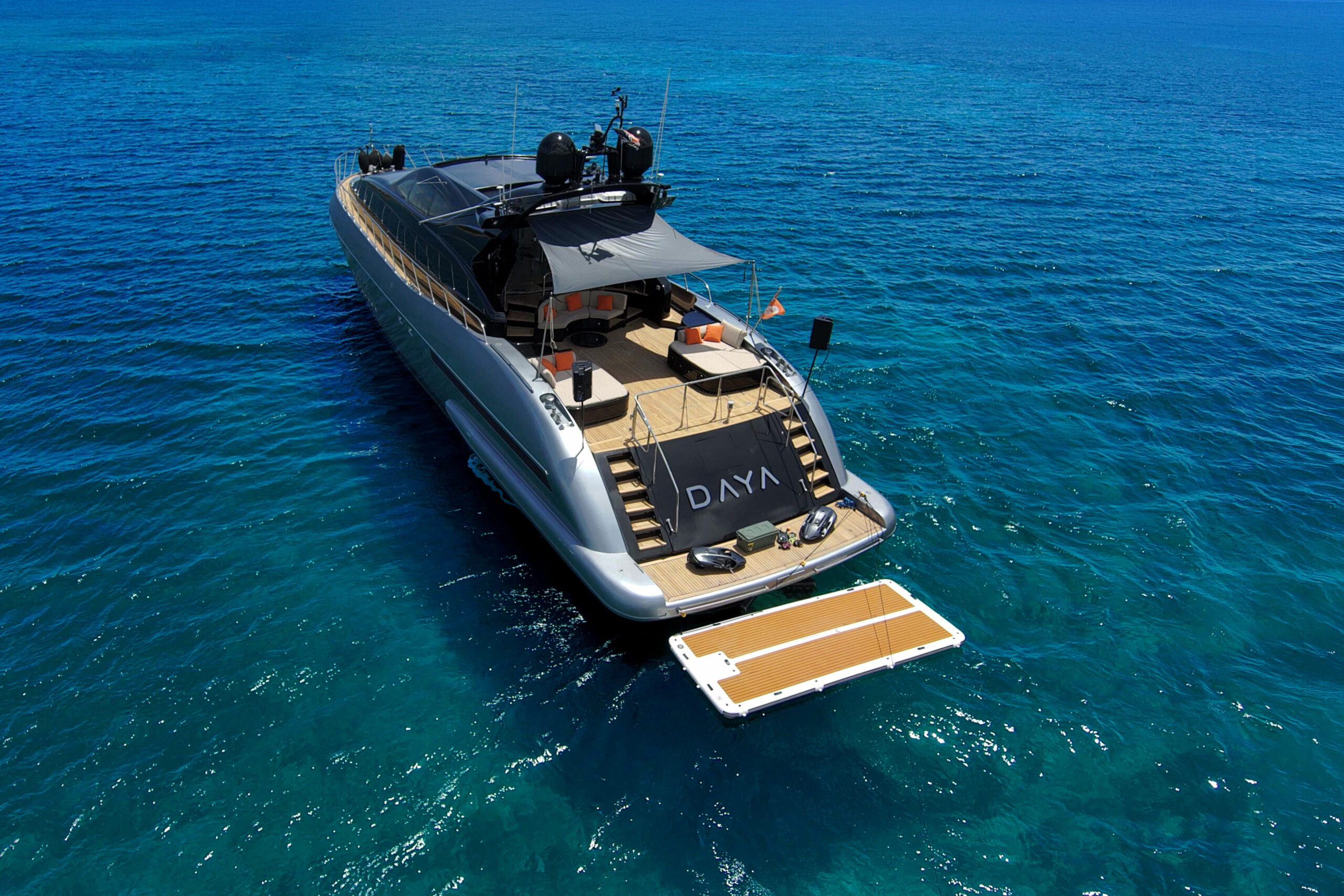 Mangusta 105 25