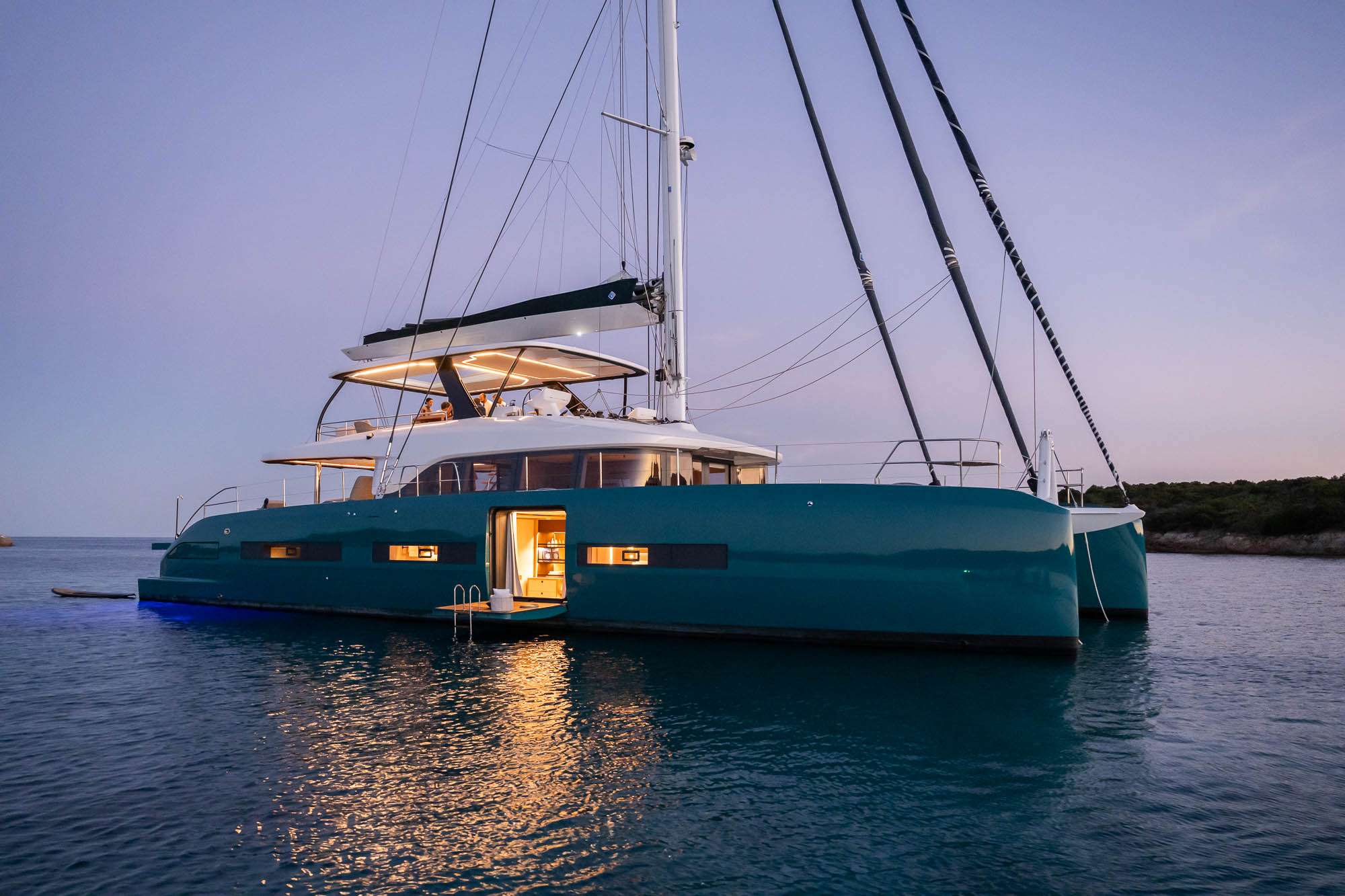 82-Lagoon-Imladris-Catamaran-Yacht-Charter-Ibiza17