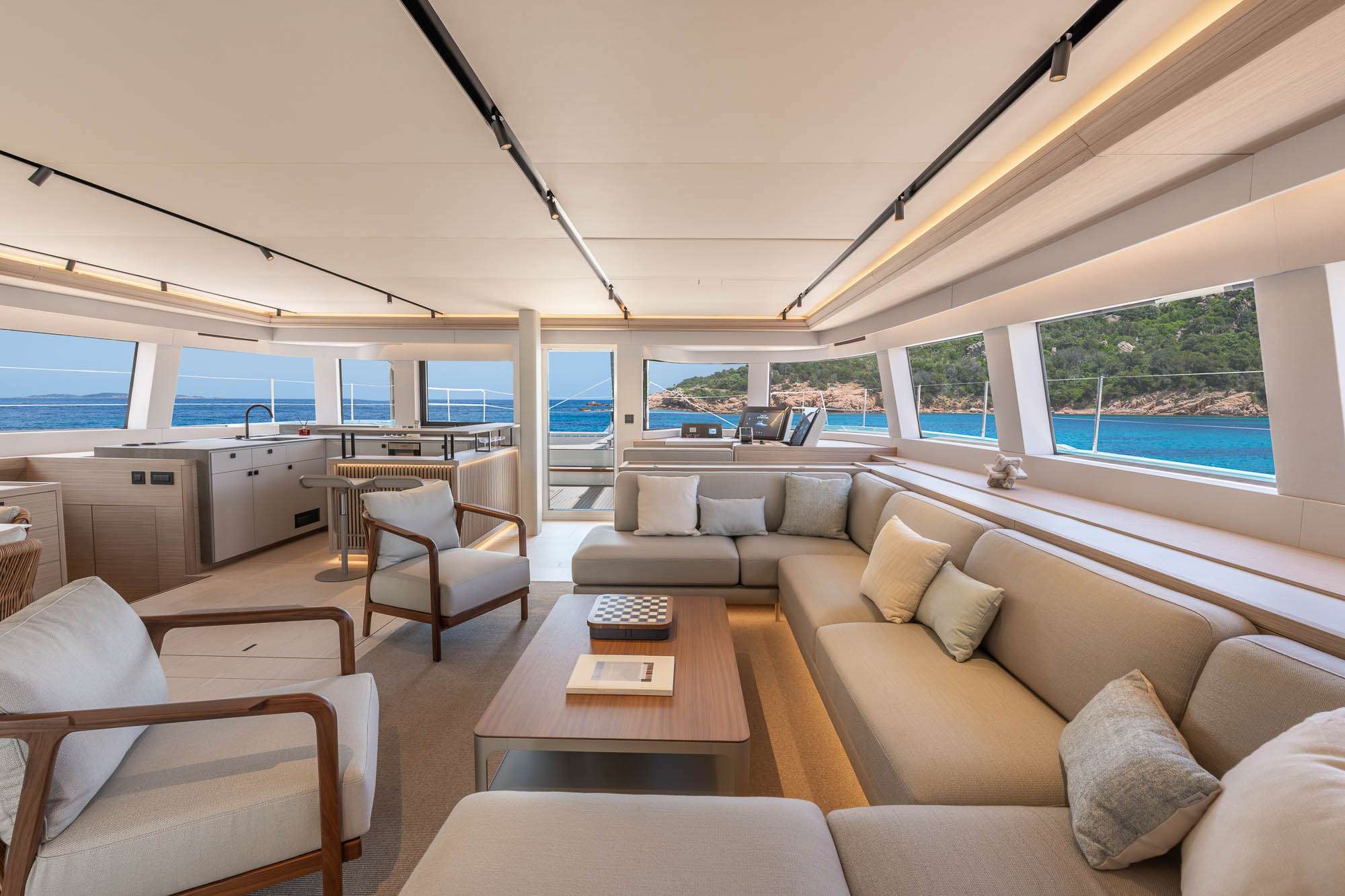 82-Lagoon-Imladris-Catamaran-Yacht-Charter-Ibiza3