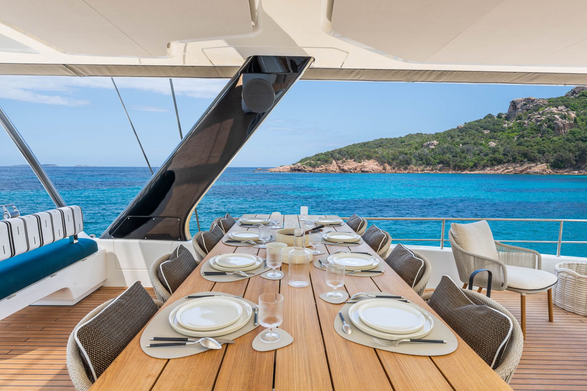82-Lagoon-Imladris-Catamaran-Yacht-Charter-Ibiza31