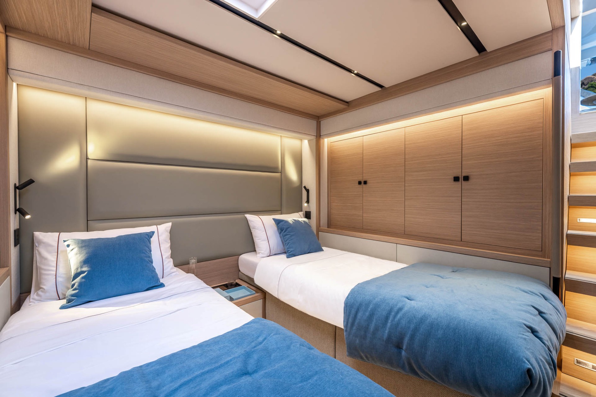 82-Lagoon-Imladris-Catamaran-Yacht-Charter-Ibiza38